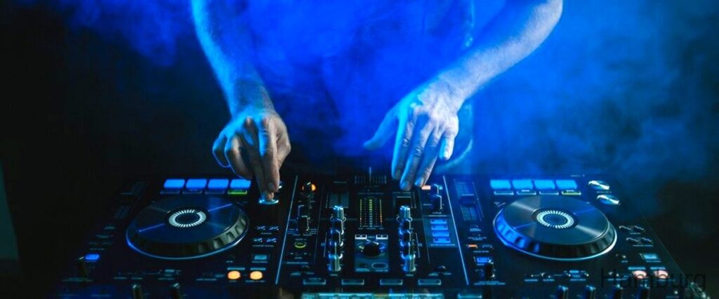 Die 7 besten DJs in Hamburg