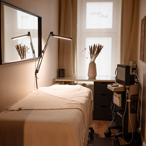 Adam & Eve Beautylounge