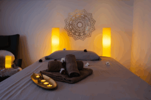 Der Firmenname lautet Aki Massage