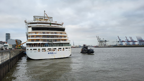 Hamburg Cruise Center Altona