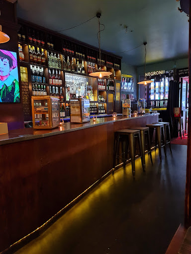 M&V Bar