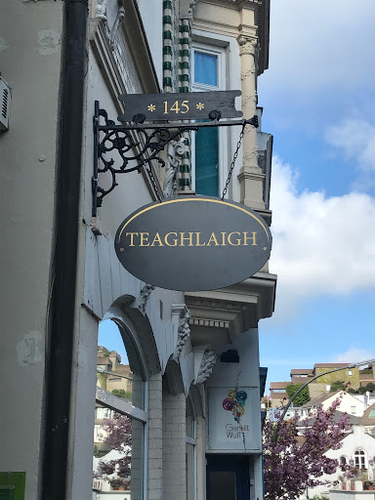 Teaghlaigh e.K