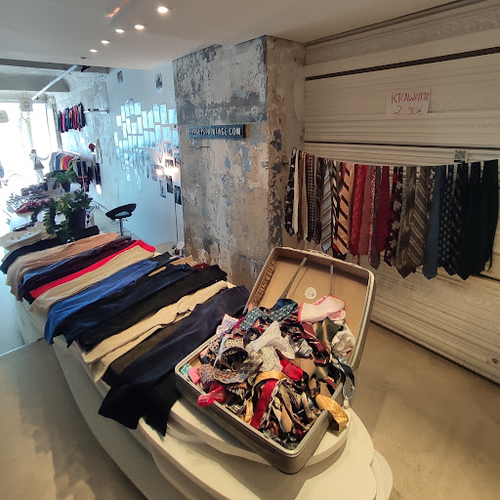 Zeitgeist Vintage & Secondhand Store